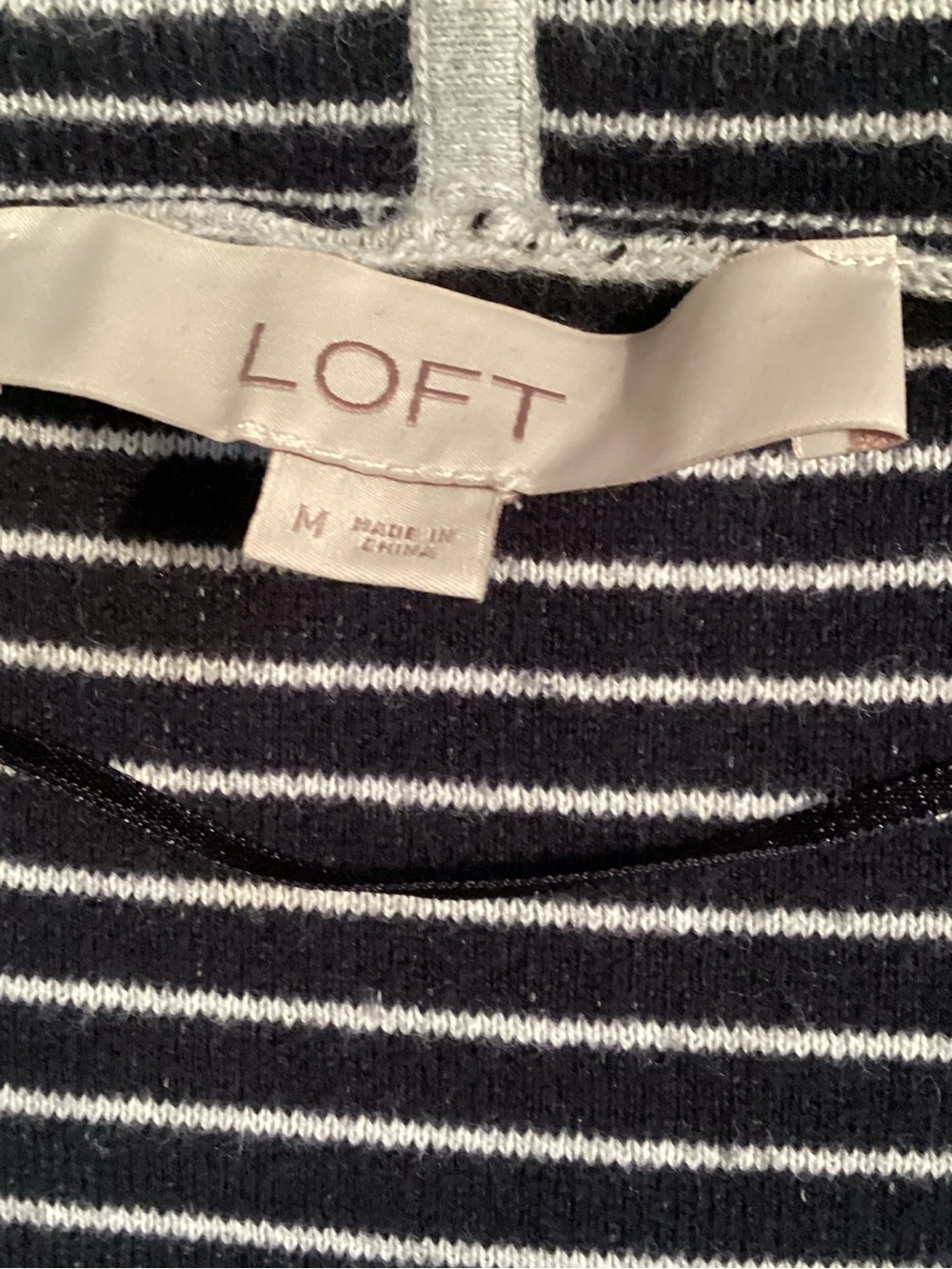 LOFT Light Gray Wrap Cardigan Jacket/Sweater, Shawl Collar, belted, pockets, Med - Picture 6 of 10